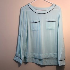 Light green flowy blouse size s/c